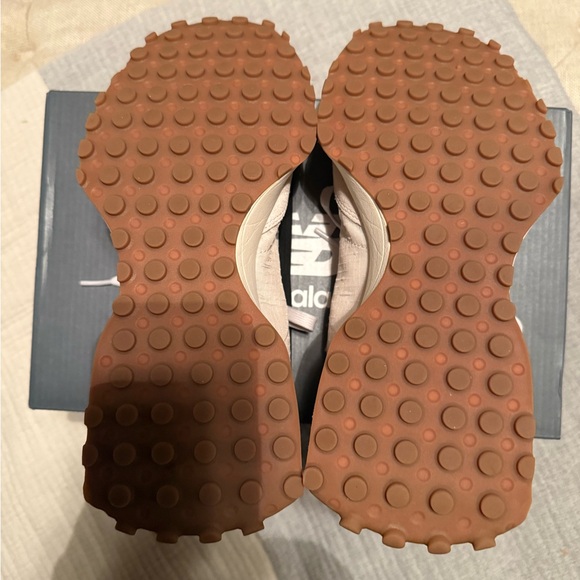 New Balance Cream and Brown Retro Sneakers - Picture 3 of 6